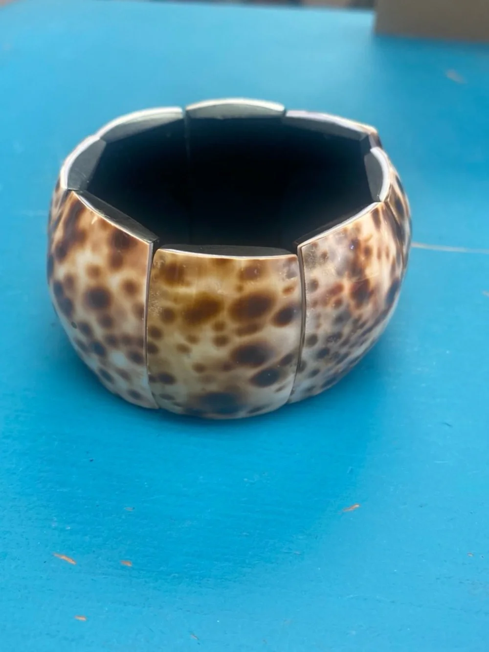 Vintage 80’s Miriam Haskell spotted tiger Cowry Shell bracelet